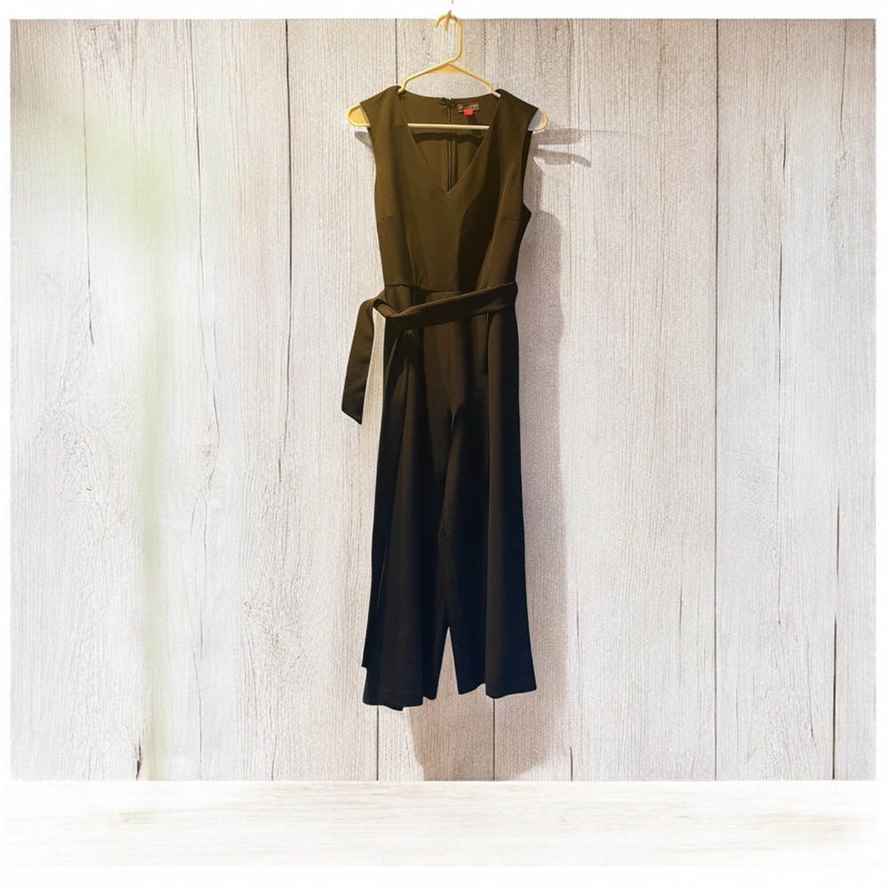 Vince Camuto Classic Black Sleeveless Jumpsuit